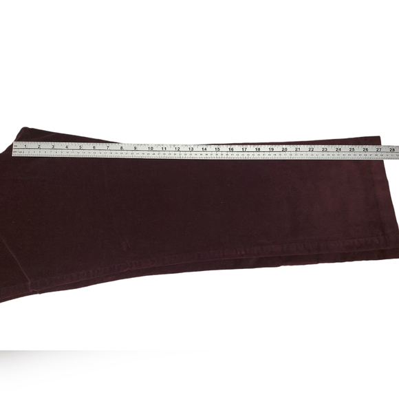 Northern Reflections Essential Slim Corduroy Pants Petite Plus Size - Picture 2 of 5